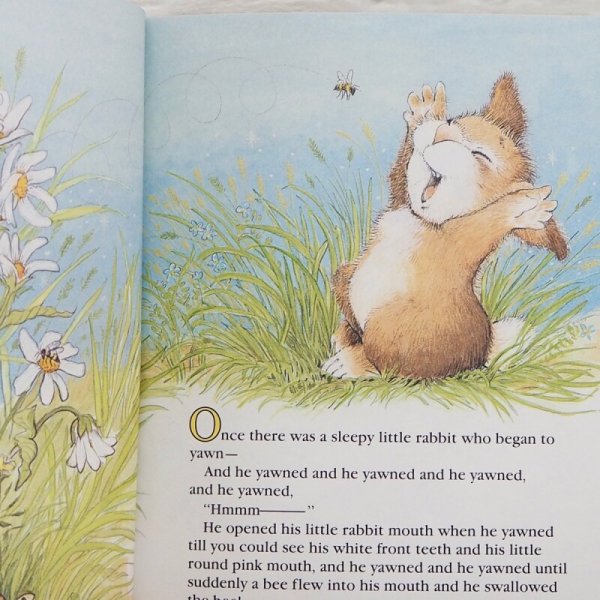 画像3: The Whispering Rabbit (3)