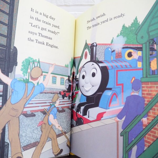 画像3: トーマス 洋書 (3)