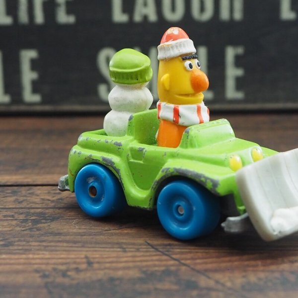 画像8: Sesame Street バート ダイキャストカー (8)