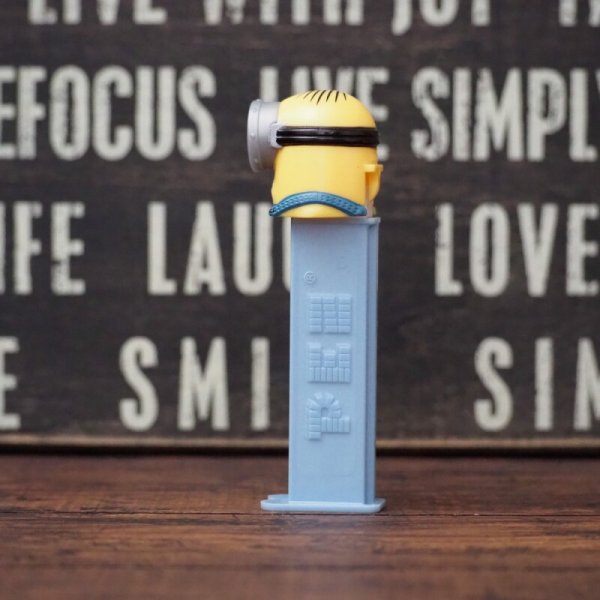 画像2: ミニオンズ スチュアート PEZ (2)