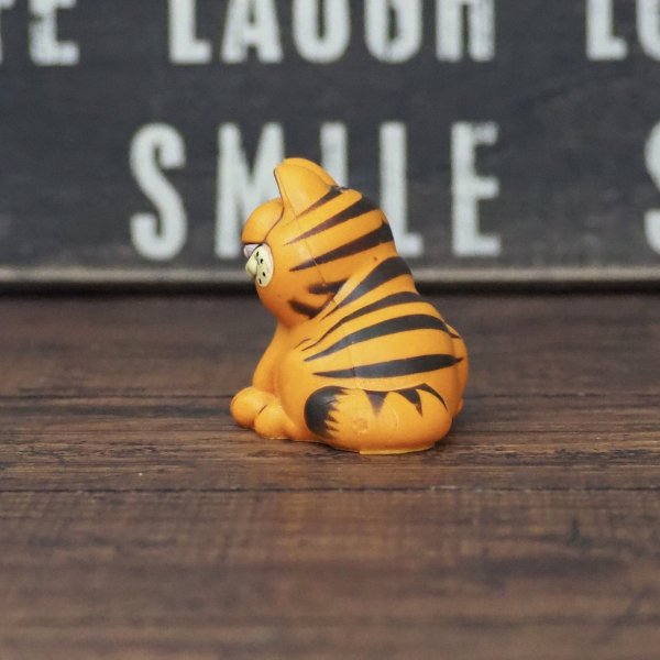 画像2: ガーフィールド PVCフィギュア (2)